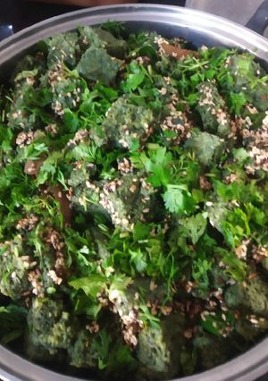 મગ પાલક ના ઢોકળા (Moong Palak Dhokla Recipe In Gujarati) રેસીપી મુખ્ય ફોટો