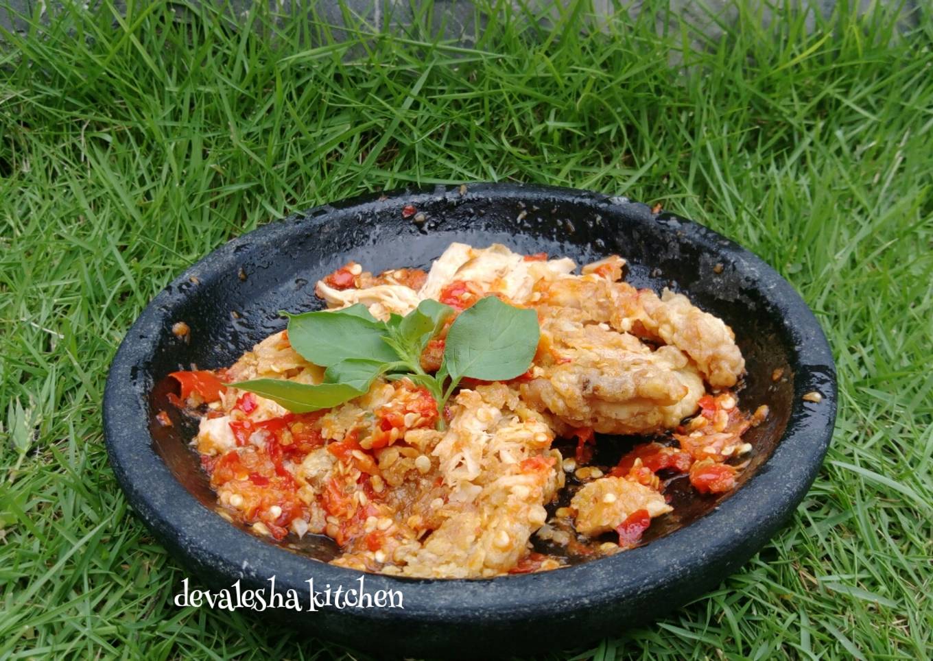 Ayam Geprek Pedas