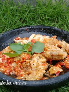 Foto resep Ayam Geprek Pedas