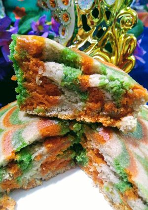 A picture of Tricolour cake.