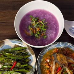 A picture of Vietnamese Purple Yam Soup | Canh Khoai Mỡ.