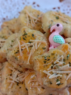 Foto resep Garlic Cheese Cookies