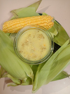 સ્વીટ કોર્ન સૂપ (Sweet Corn Soup Recipe in Gujarati) રેસીપી મુખ્ય ફોટો