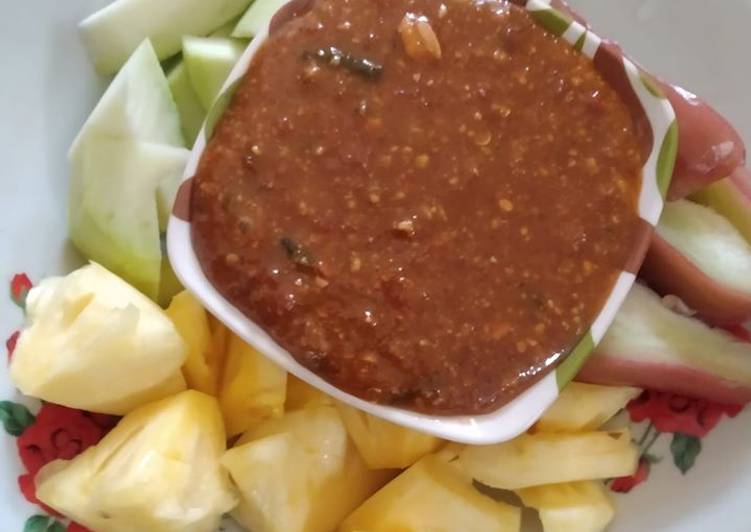 Rujak manis minimalis