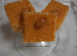 Foto resep Basbousa / Namoura / Semolina Cake