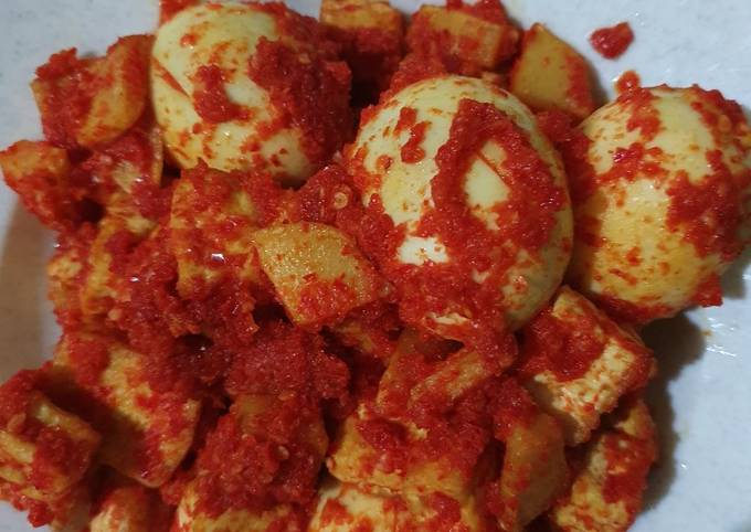 Ternyata begini loh! Resep gampang memasak Balado Telur, Tahu, &amp; Kentang dijamin enak