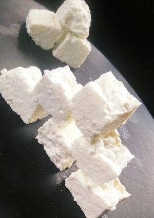 पनीर (paneer recipe in Hindi) रेसिपी मुख्य फोटो