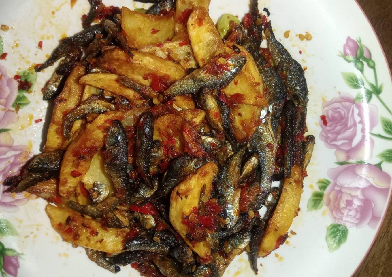 Balado Ikan Bilis dan kentang