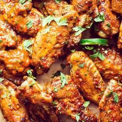 A picture of Hot and Sweet Sticky Chicken Wings.