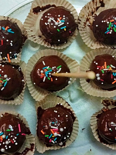 A picture of Cake pops #kids recipe contest #weekly jikoni challenge.