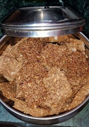 धनिया पंजीरी(dhaniya panjiri recipe in hindi) रेसिपी मुख्य फोटो