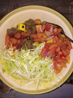 A picture of Dan waken fulawa da garin rogo.