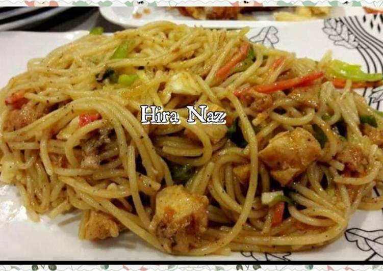 Recipe of Homemade Chicken Chow Mein