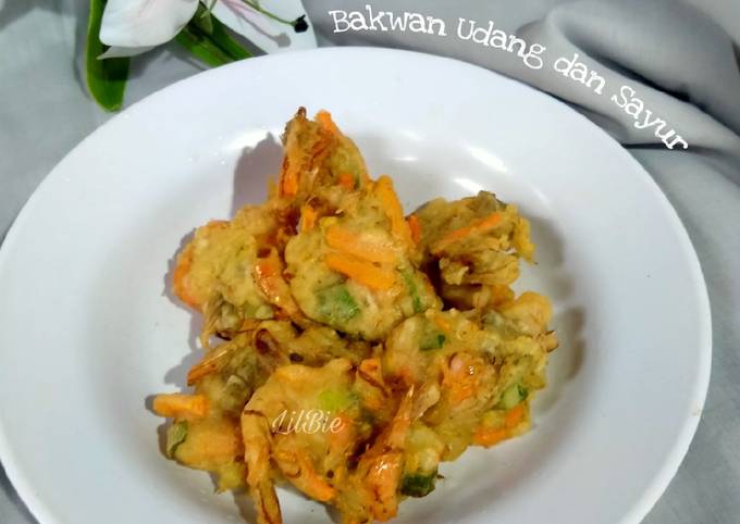 Shrimp and Vegetable Tempura a.k.a. Bakwan Udang dan Sayur