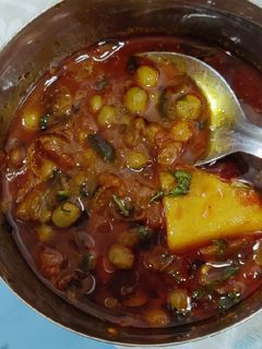 अरहर फल्ली दाना सब्जी(Aarhar falli dana ki sabzi recipe in hindi) रेसिपी मुख्य फोटो