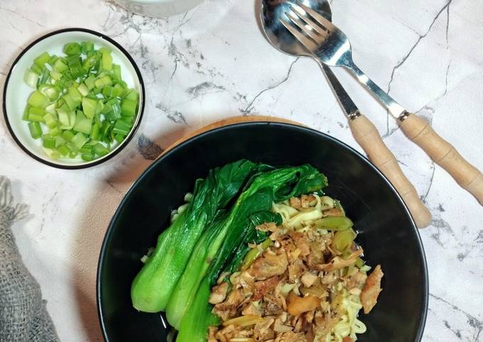 Cara bikin Mie Ayam Kuah Kecap Cara bikin Mie Ayam Kuah Kecap