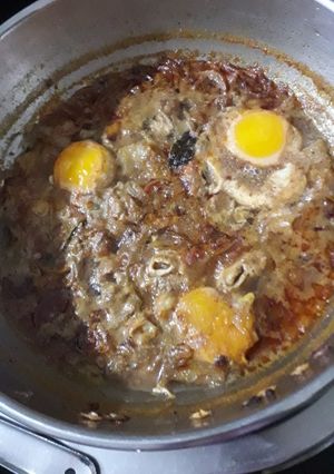 A picture of Potato egg curry.