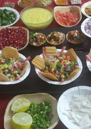 A picture of Chaat Muradabadi.