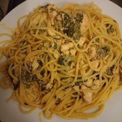 A picture of Spaghetti with Salmon and spinach.