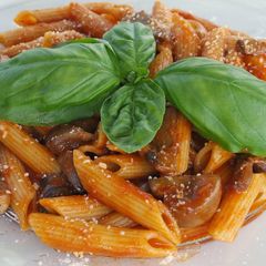 A picture of Mushroom Penne Pasta.