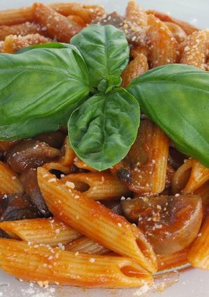 A picture of Mushroom Penne Pasta.