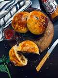 বেকারি স্টাইলে চিকেন বান (Homemade Chicken Bun Recipe)