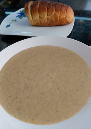 Φωτογραφία της συνταγής Μανιταρόσουπα 🥣 ΒΕΛΟΥΤΕ 🍄🍄🍄