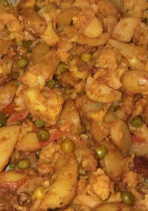 A picture of Aloo gobhi veg.