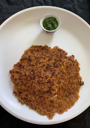 A picture of Lauki brown chana barely with ginger powder thalipeet.