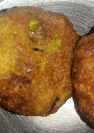 A picture of Poha aalu cutlet.