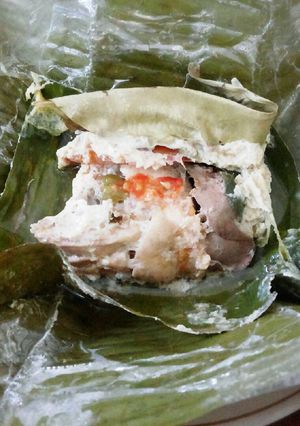 Foto resep Asem Ayam bungkus daun