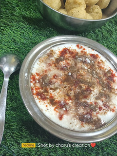 દહીં વડા (Dahi Vada Recipe In Gujarati) રેસીપી મુખ્ય ફોટો