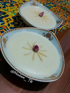 عکسی از دستور فرنی نارگیلی با آرد برنج 🥥🍚