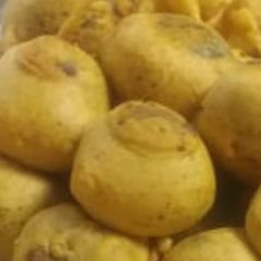 A picture of Potato vadas.