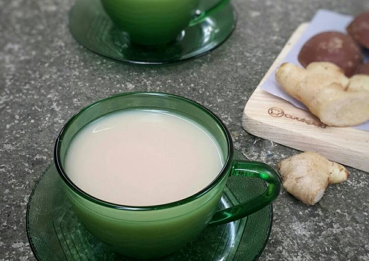 Bagaimana Menyiapkan Suhera (susu jahe gula merah) yang Enak Banget