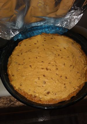A picture of Pumpkin Cream Cheese Chocolate Chip Dip/Frosting.