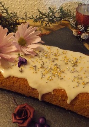 Una foto de Pastel navideño de lavanda