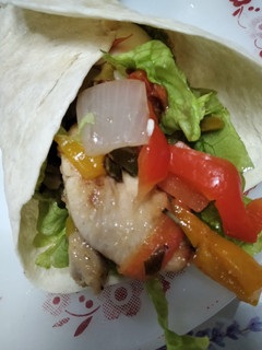 Una foto de Rapiditas con relleno de pollo