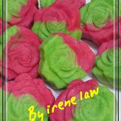 รูปของ Bolu kukus mawarku sederhana 😊😊😊