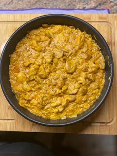 Una foto de Pollo al curry