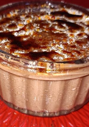 Una foto de Crema catalana de chocolate, café y whisky
