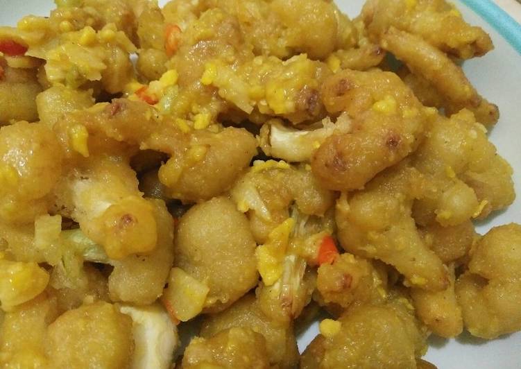 Brokoli Tepung Saus Telur Asin