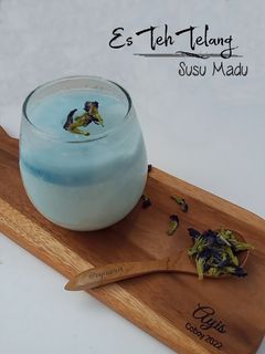 Foto resep Es Teh Telang Susu Madu