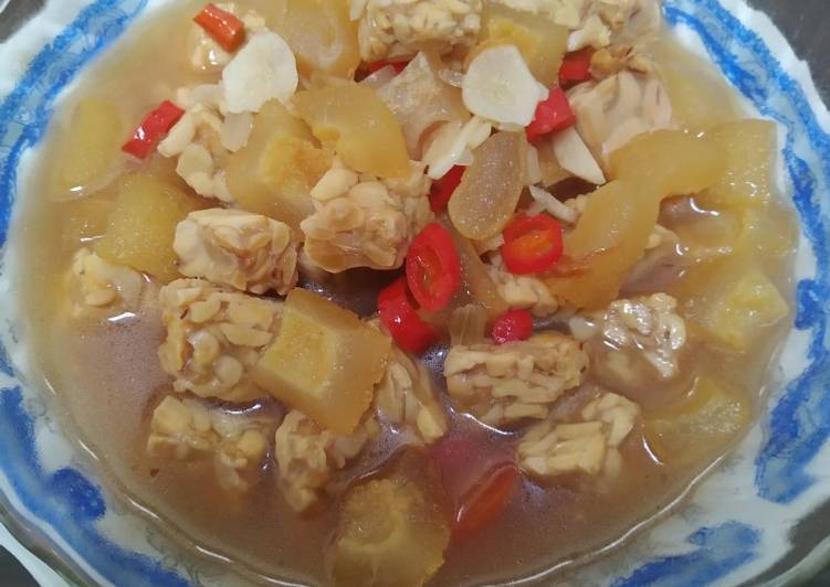 Resep Sop kikil tempe pedas Anti Gagal