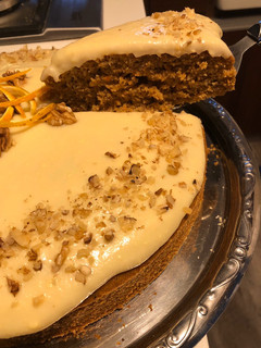 Una foto de Carrot cake 🥕 con harina integral y nueces