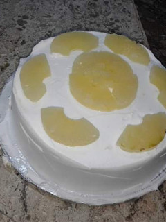 A picture of PineApple cake.