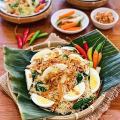 A picture of Bihun Goreng Kampung (Village Fried Rice Noodles).