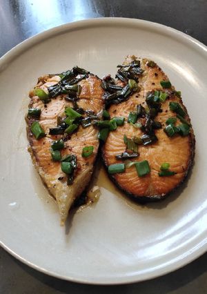 A picture of Fried Salmon in Lemon Sauce.