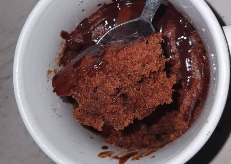 Recipe of Perfect 5 minute Chocolate mug cake (Eggless)