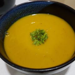 A picture of Squash Soup.